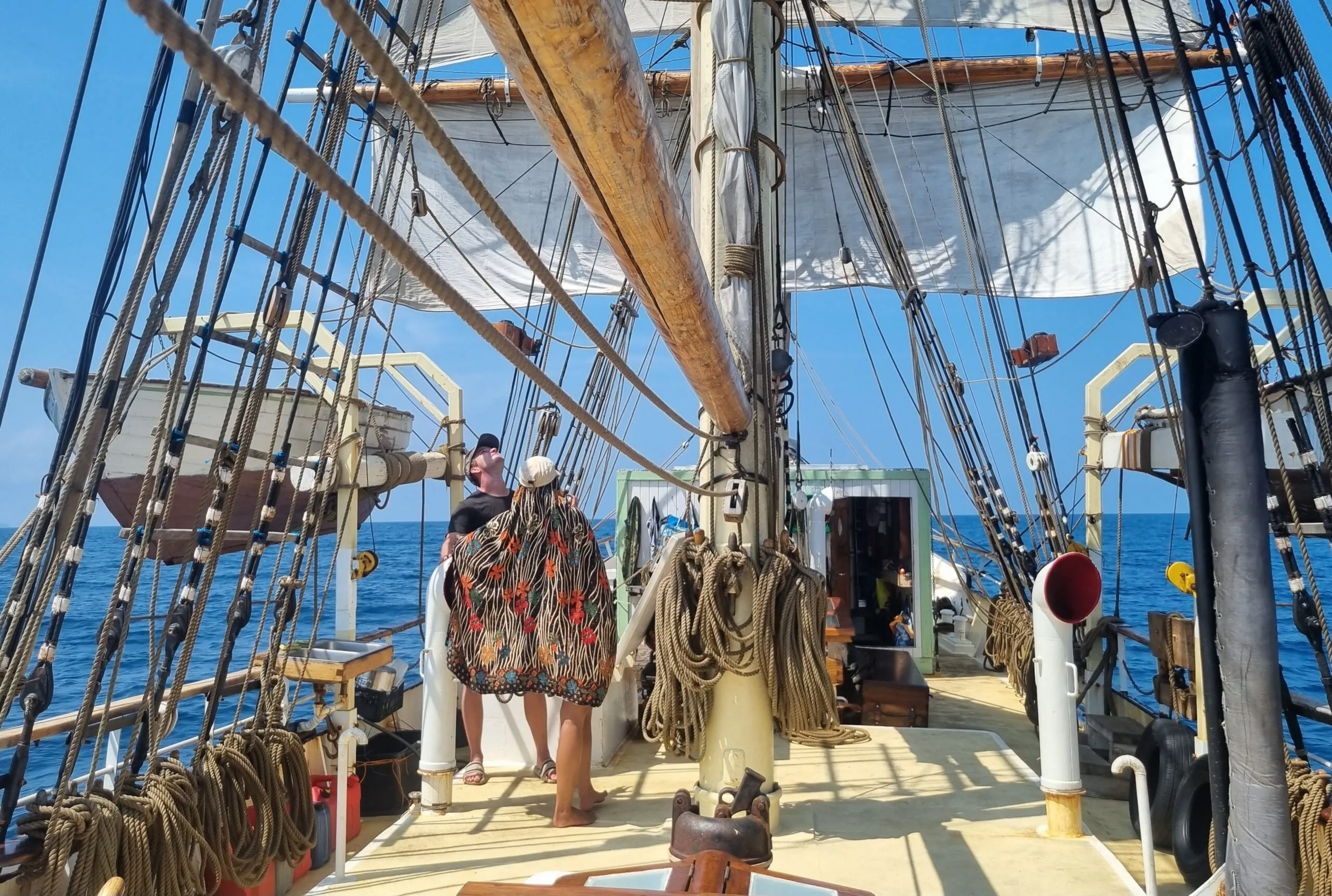 Locals in the Philippines welcoming the NEPTUN crew with warmth and hospitality